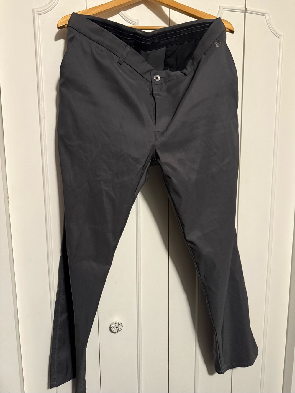 Galvin Green Men's Straight Chino Pants in Charcoal Gray
